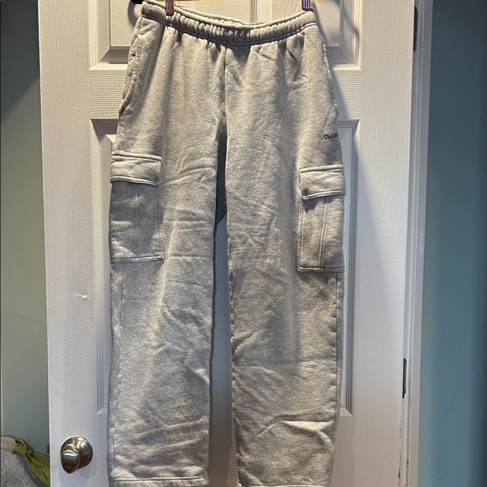 Aritzia - cargo sweatpants